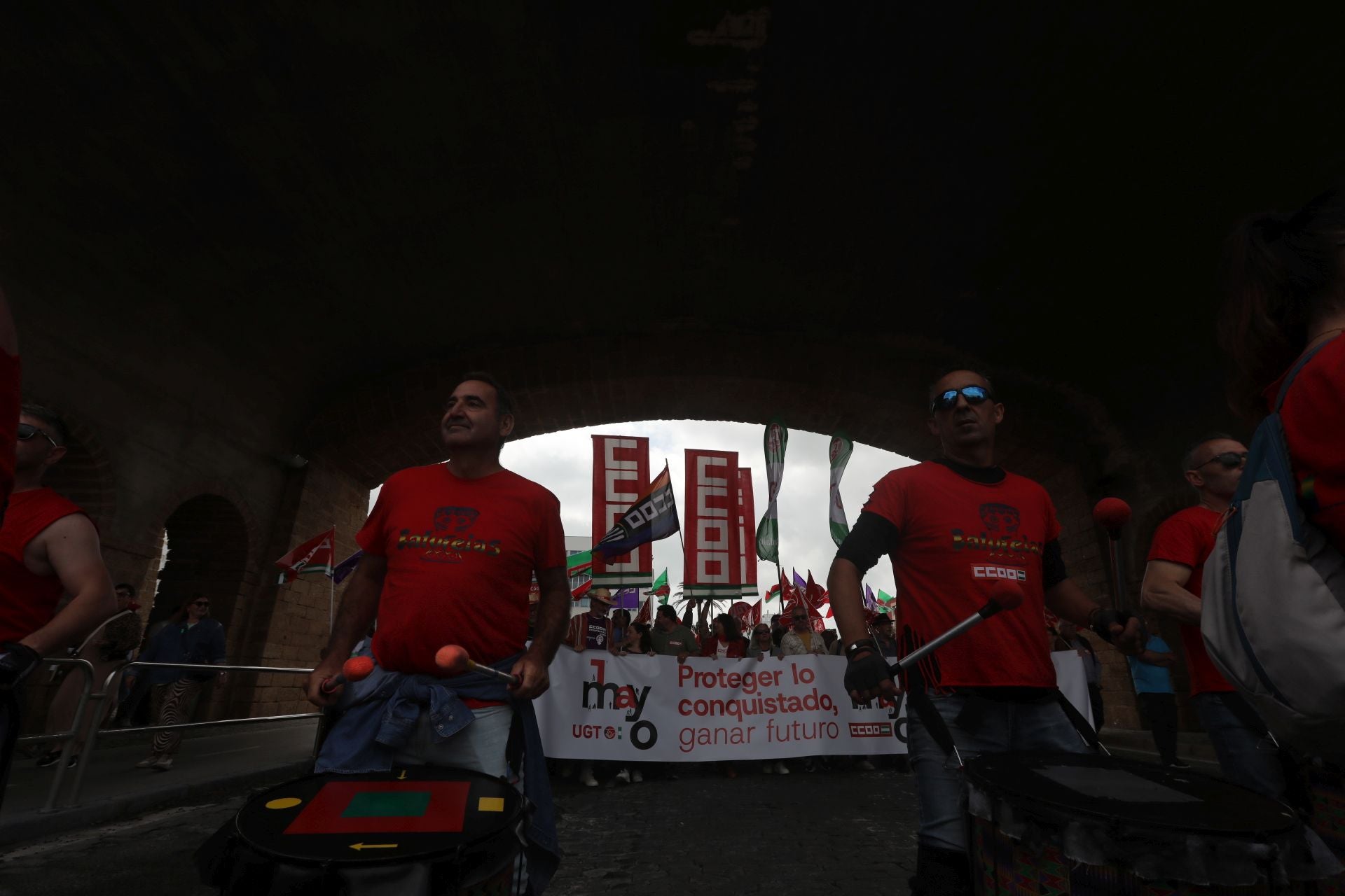 Fotos: Así han sido las dos manifestaciones del Primero de Mayo en Cádiz