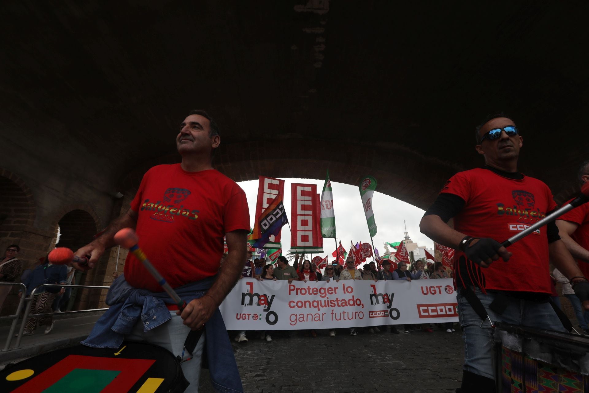 Fotos: Así han sido las dos manifestaciones del Primero de Mayo en Cádiz