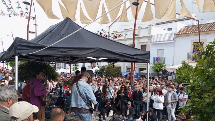 Lleno en la cita con la música y la cultura del  Trebufestival