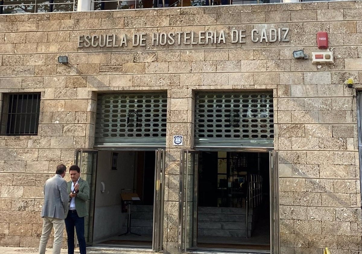 El restaurante de la Escuela de Hostelería de Cádiz reabrirá como proyecto piloto el próximo 3 de junio