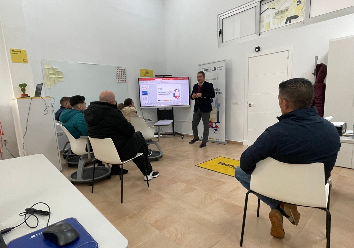 Medio centenar de talleres para empresas del entorno rural con el proyecto Acelera Pyme de Diputación de Cádiz