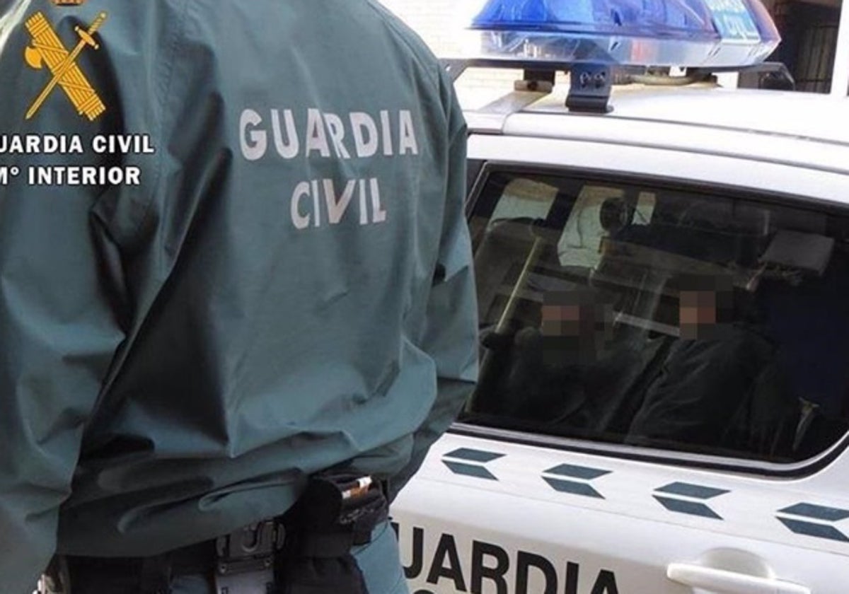 Patrulla de Guardia Civil.