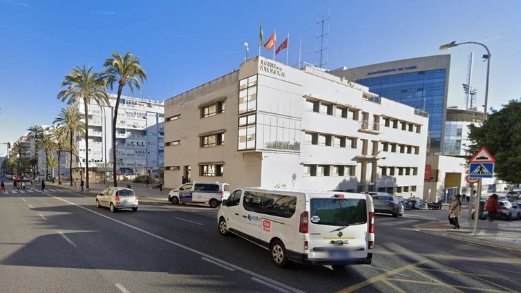 Alertan de la «inminente caducidad» de muchas sanciones impuestas por la Policía Local de Cádiz