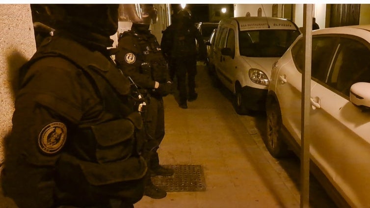 Fin al «supermercado» de la droga de la Sierra norte de Cádiz: 19 detenidos, cocaína, heroína, éxtasis y mucho dinero escondido