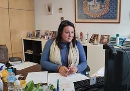 El Ayuntamiento de Algeciras cesa a una exconcejala condenada tras publicar un anuncio sexual suplantando al abogado de su exmarido