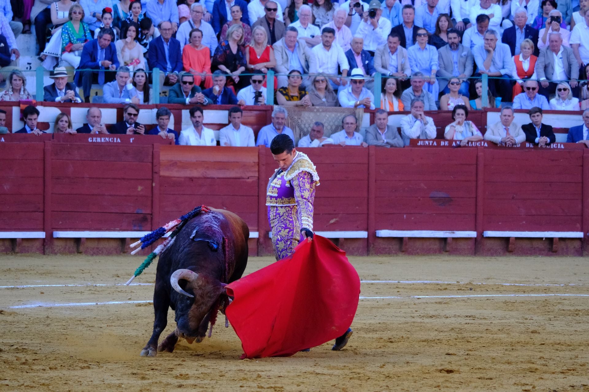 Fotos: Talavante y Roca Rey brillan en Jerez