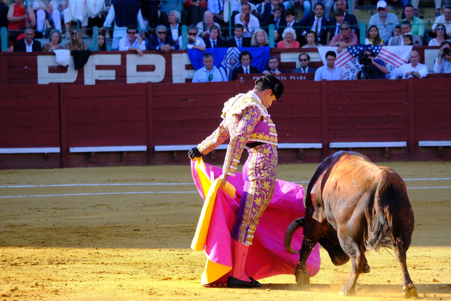 Fotos: Talavante y Roca Rey brillan en Jerez