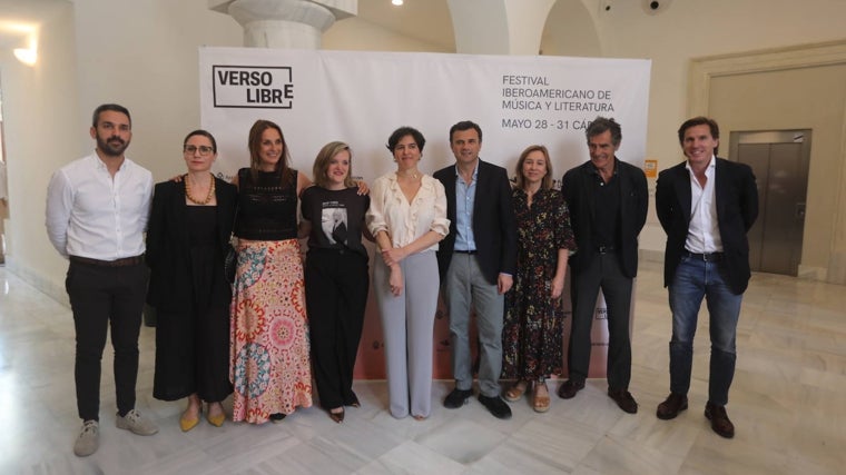 Inauguración del festival Verso Libre
