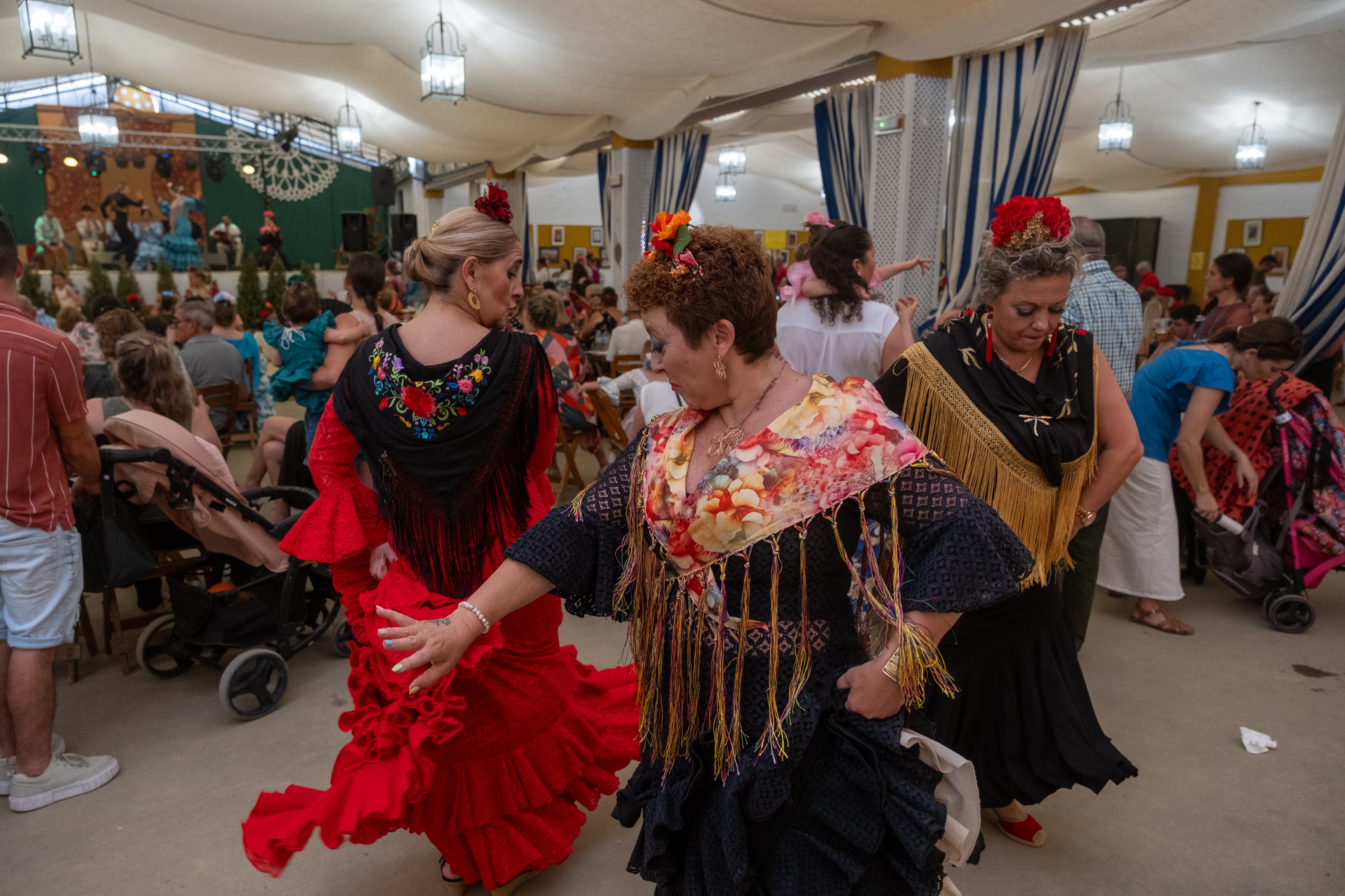 El calor marca el jueves de Feria en El Puerto