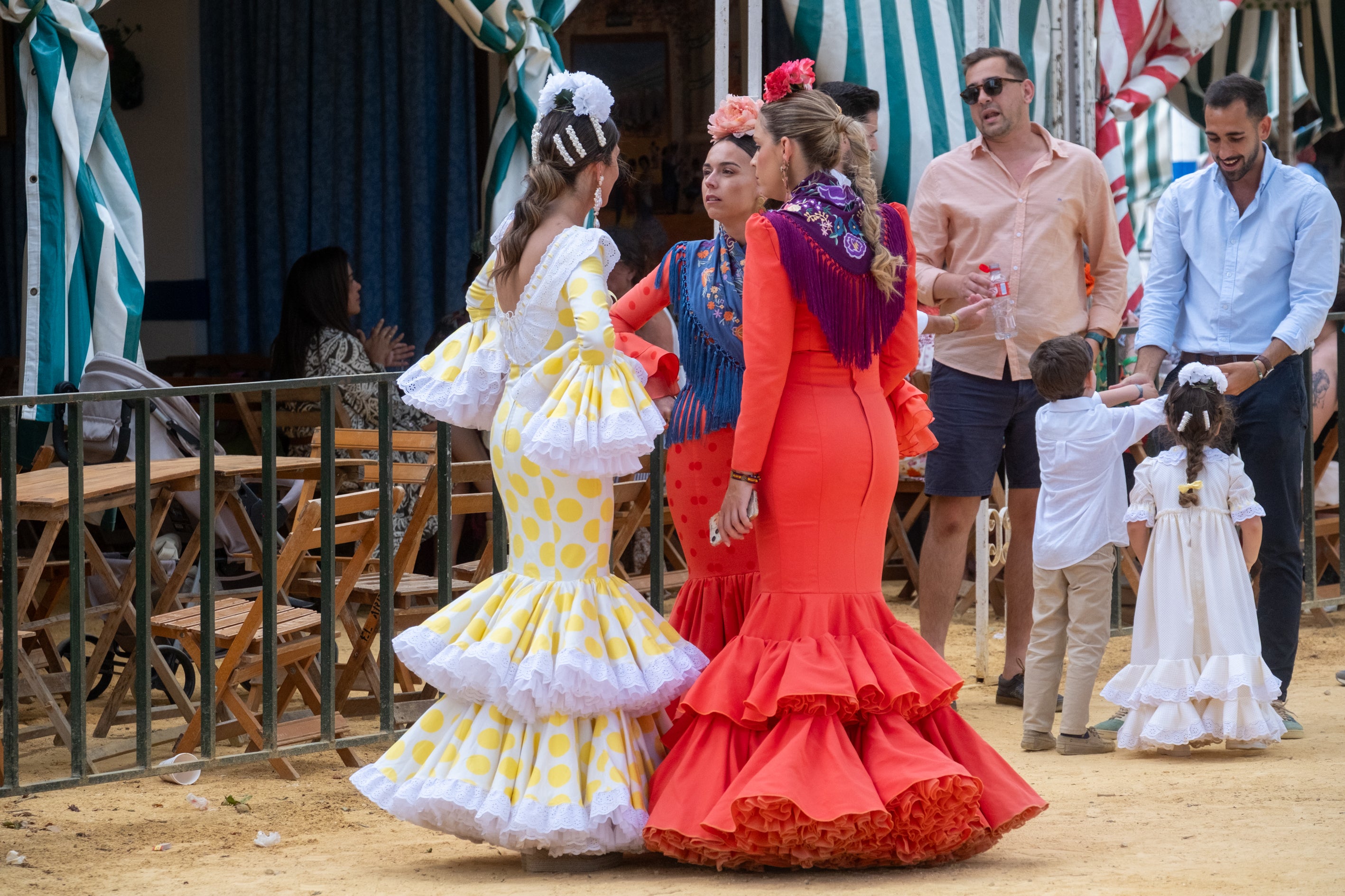 El calor marca el jueves de Feria en El Puerto
