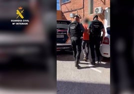 Dos detenidos por ocho robos en viviendas de Zahora y Los Caños en trece días