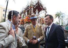 Cádiz despide a sus rocieros, desde el Ayuntamiento a la Patrona y el Nazareno: «Que la Virgen nos ilumine»