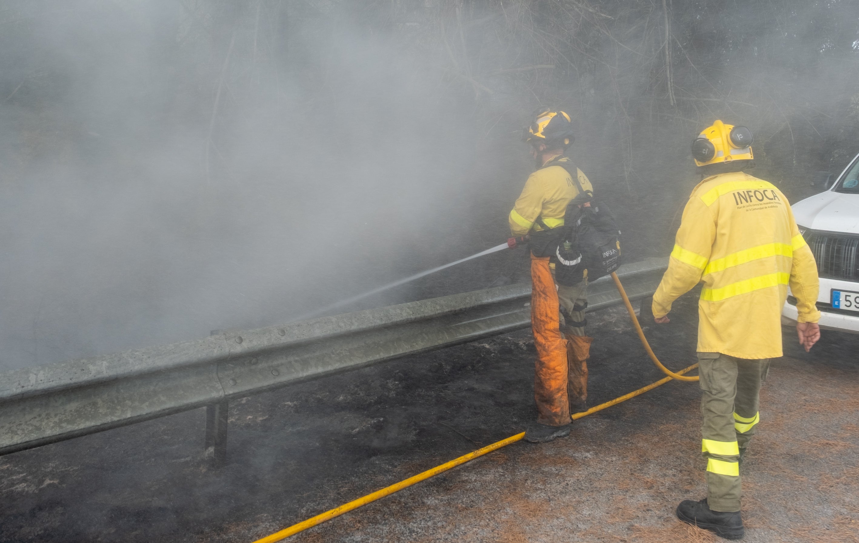 Fotos: Las imágenes del incendio de Puerto Real