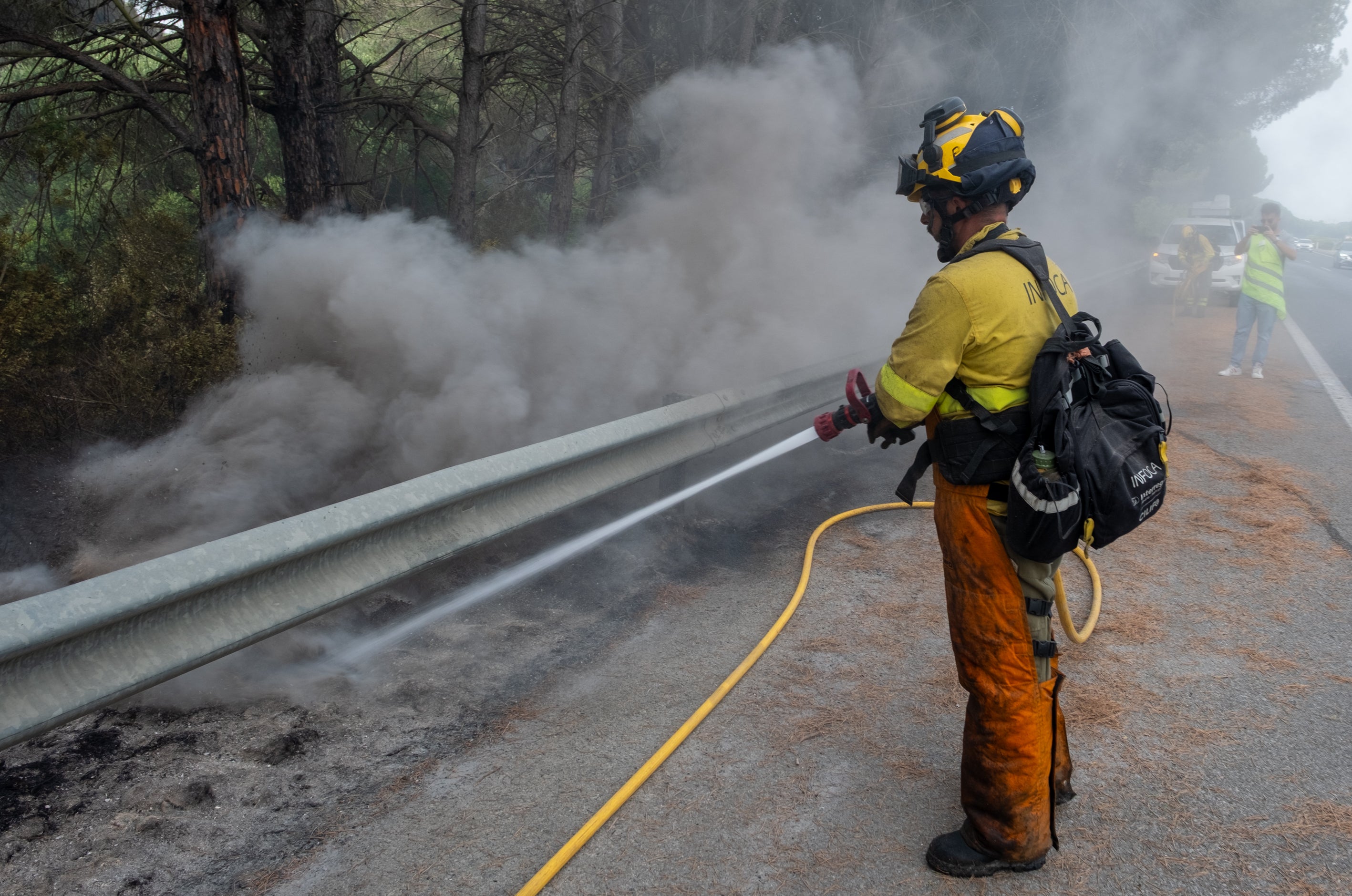 Fotos: Las imágenes del incendio de Puerto Real