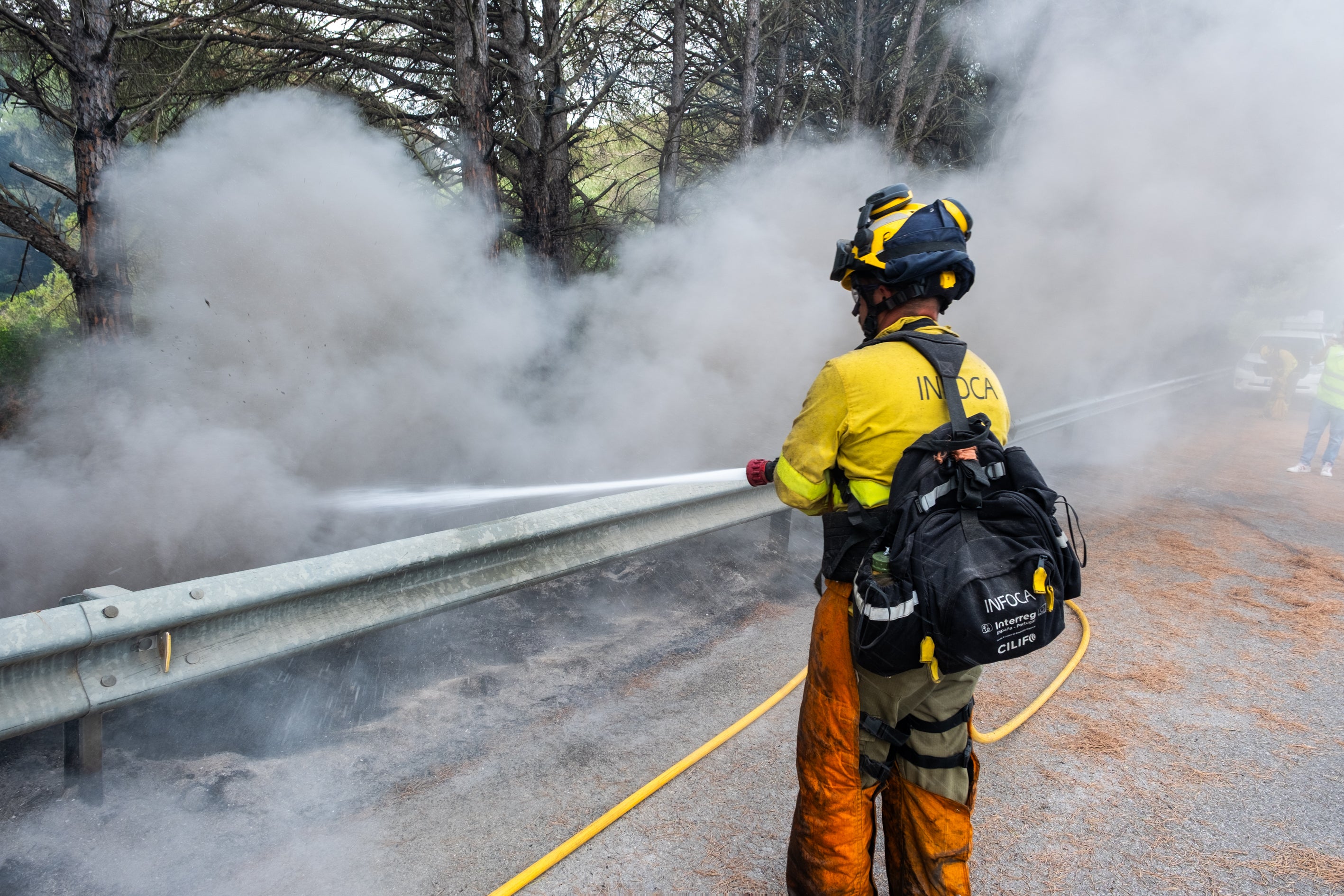 Fotos: Las imágenes del incendio de Puerto Real