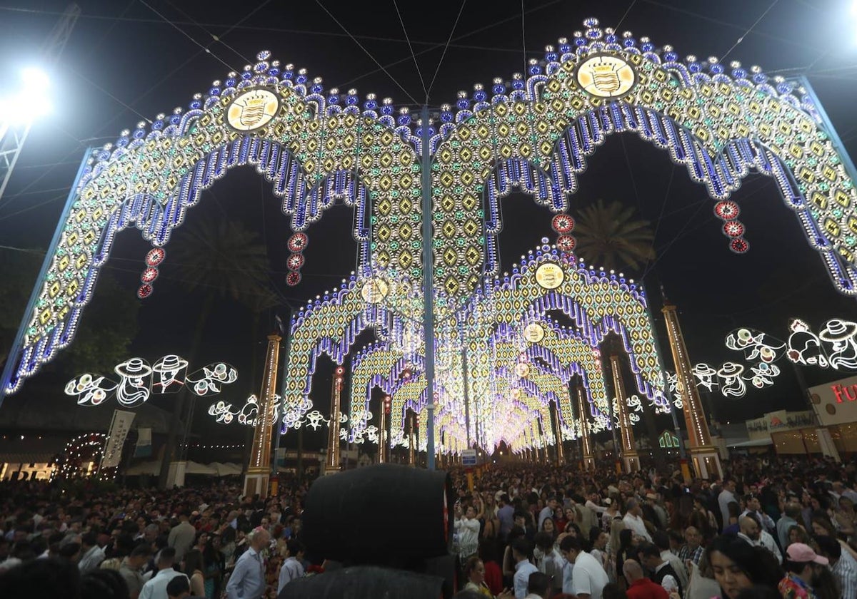 Encendido del alumbrado de la Feria de Jerez 2025