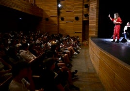 Jazz Vejer y Fundación 'la Caixa' inauguran en el Teatro San Francisco un programa sociocultural que une música, educación e inclusión