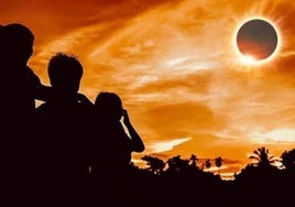 ¿Qué es un eclipse total de sol? Así es el fenómeno que sólo se podrá ver en la provincia de Cádiz