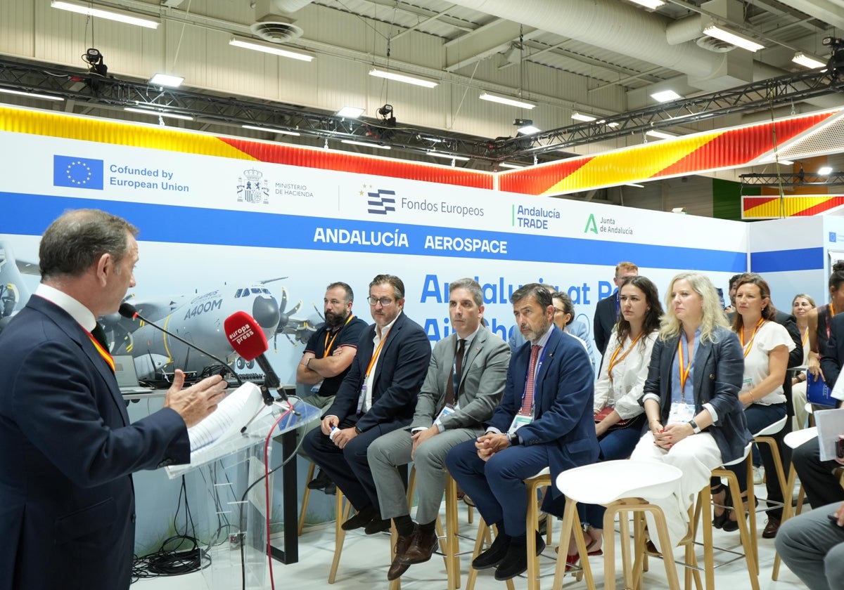 Presentación en el stand español del CFA de Cádiz