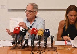 Ayuntamiento de Algeciras niega pagos irregulares a clínica del alcalde y anuncia acciones legales contra el PSOE