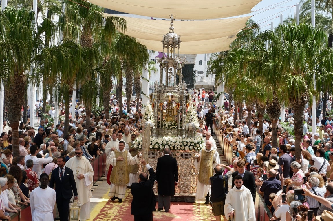 Fotos: Las imágenes de la celebración del Corpus en Cádiz
