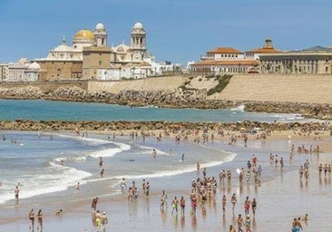Muere otro hombre ahogado en las playas de Cádiz: tenía 38 años y era de origen italiano