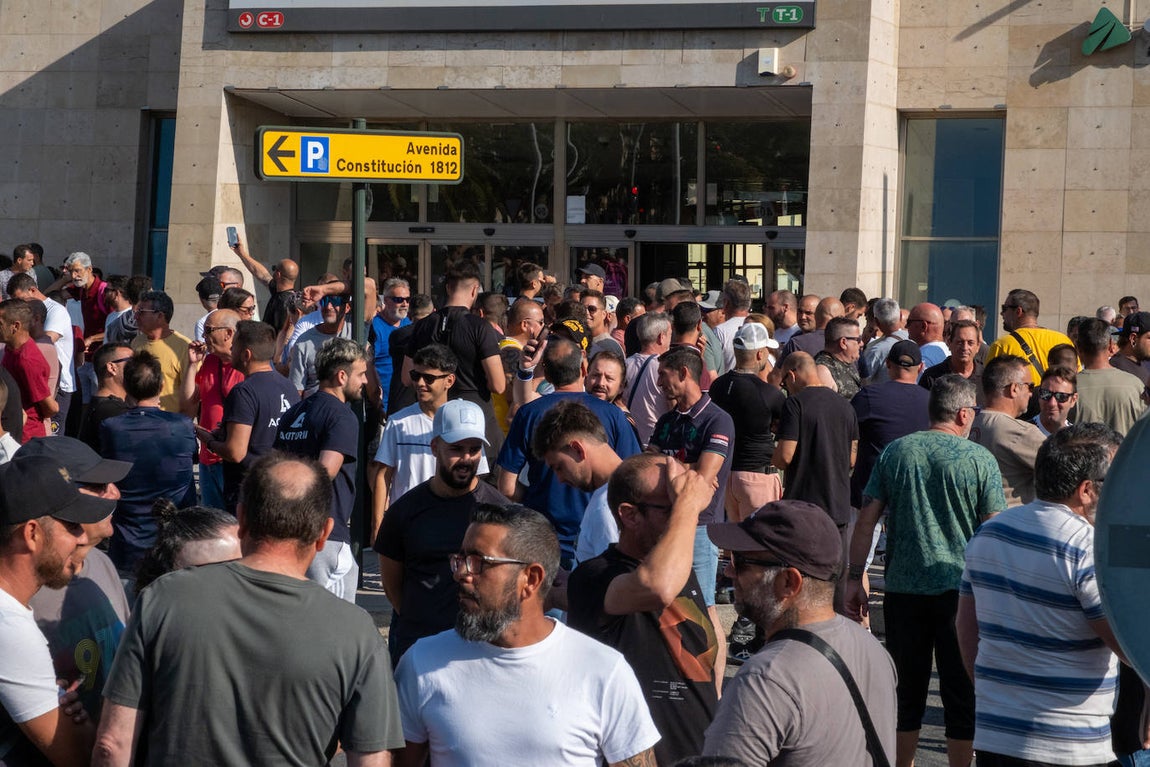 Fotos: Así ha sido la protesta de la huelga del metal en Cádiz de este miércoles