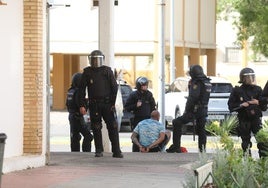 Sigue la tensión en el metal de Cádiz con cinco detenidos en piquetes