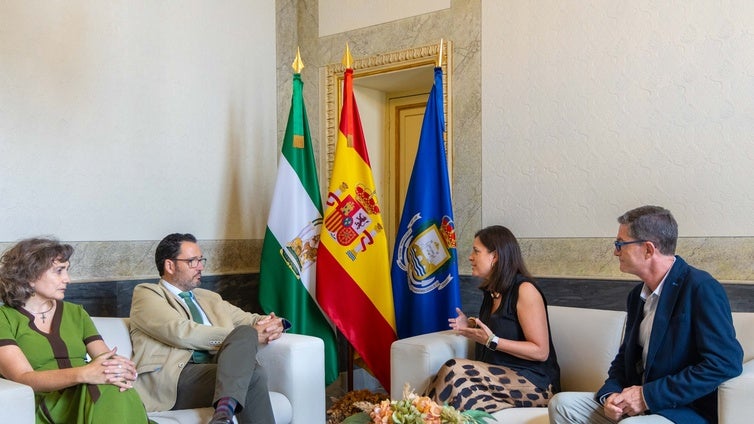 Cavada se reúne con el nuevo presidente de la Confederación de Empresarios