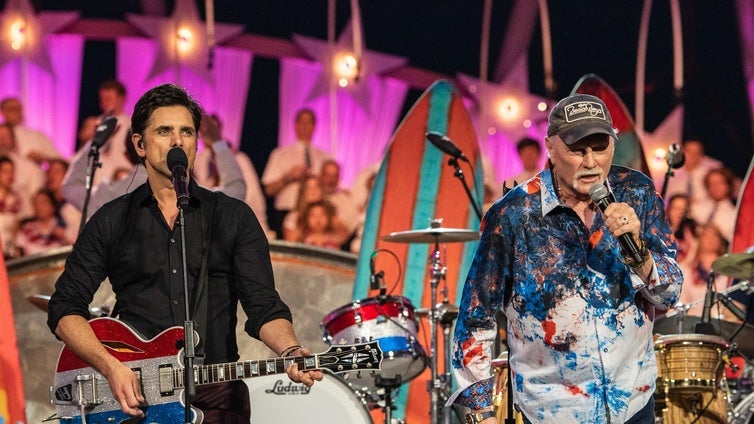 John Stamos, invitado especial en el concierto de The Beach Boys en Tío Pepe Festival en Jerez