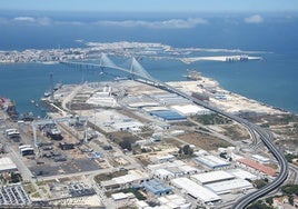 La Autoridad Portuaria tramita la petición de Dragados para ampliar sus instalaciones