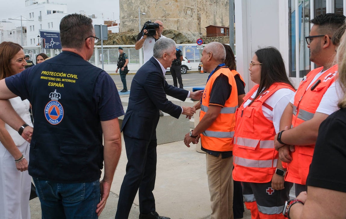 Fotos: Grande-Marlaska visita el puerto de Tarifa