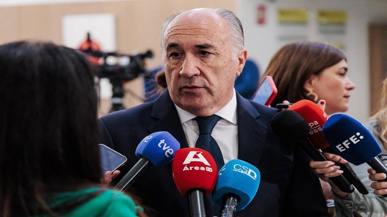 Landaluce dice que el supuesto acoso sexual es «una campaña del PSOE con muchos insultos pero ninguna denuncia»