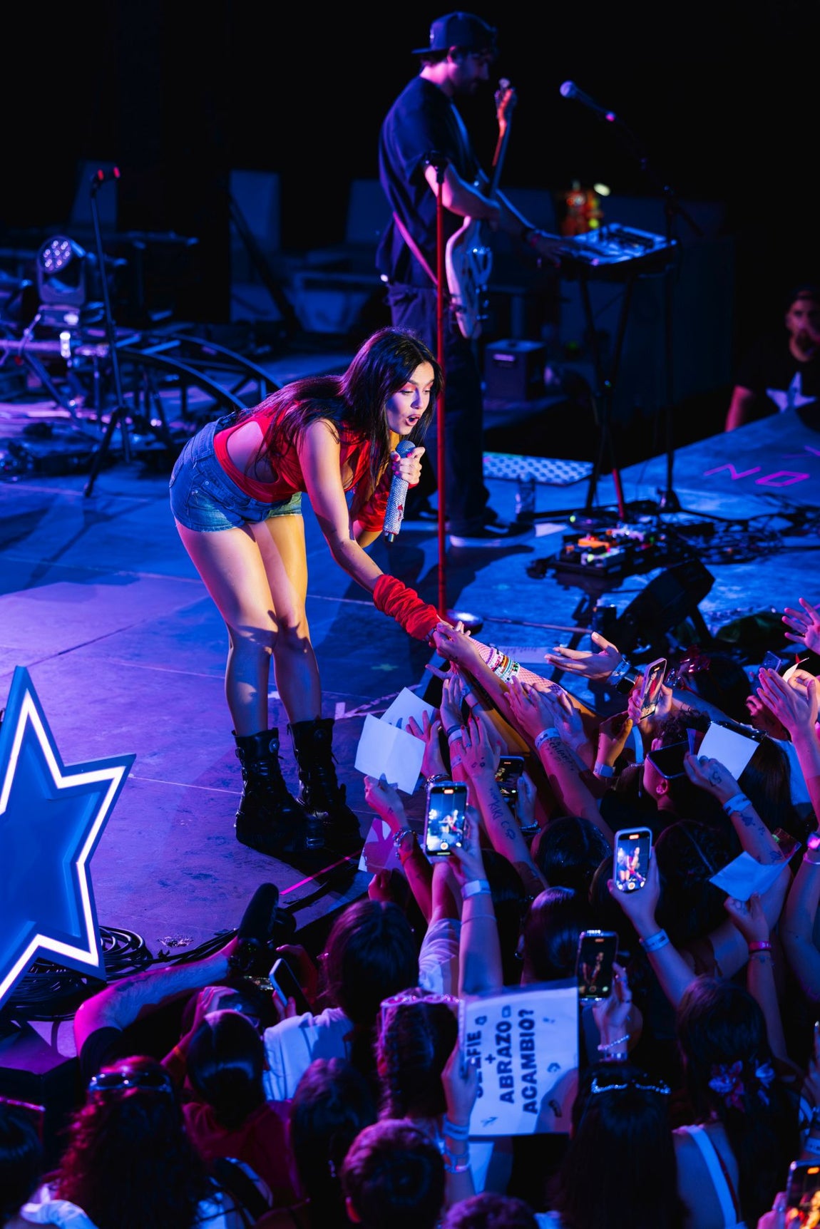 Fotos: Chiara Oliver en Concert Music Festival