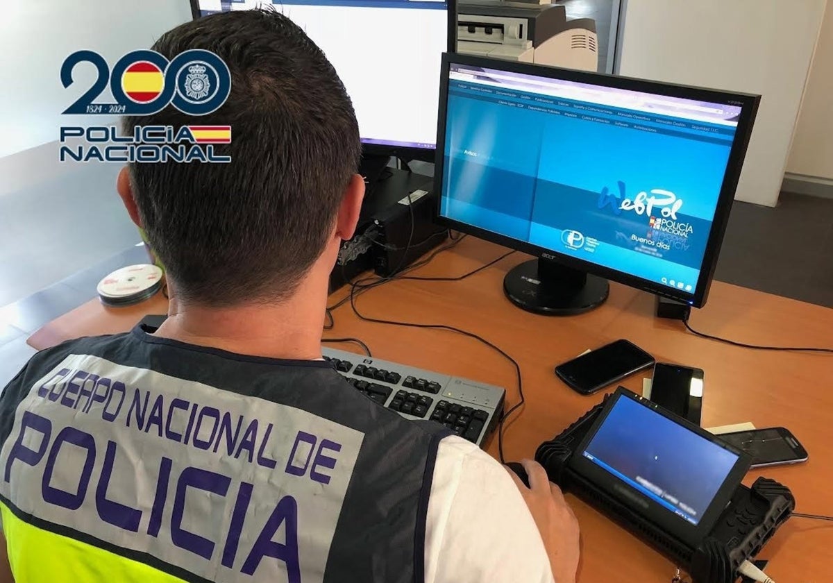 Hasta 19 detenidos en Cádiz por formar parte de una banda acusada de estafar casi un millón de euros suplantando entidades bancarias
