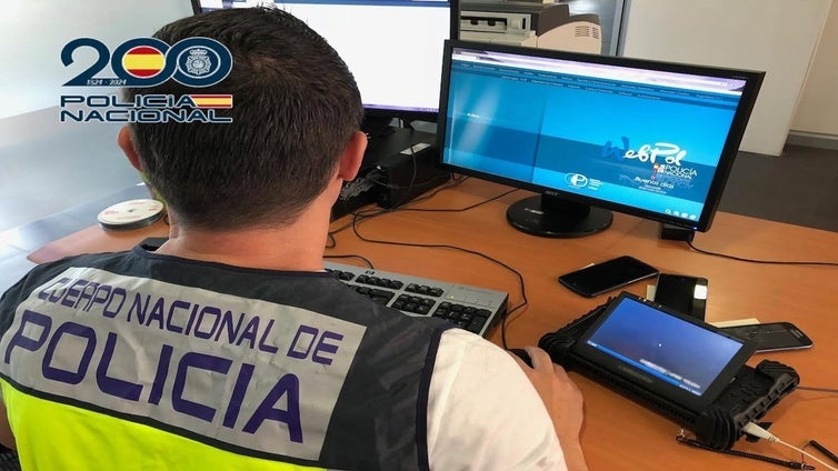 Hasta 19 detenidos en Cádiz por formar parte de una banda acusada de estafar casi un millón de euros suplantando entidades bancarias