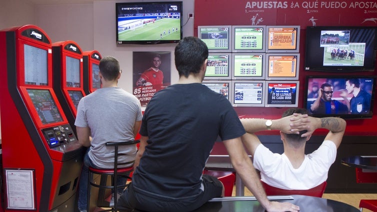 La adicción al juego devora a la juventud de Cádiz: cada vez más jóvenes caen en sus redes