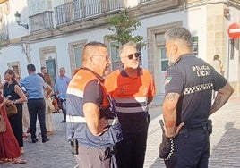 La rápida actuación de Policía Local y Protección Civil salvaron la vida de una mujer.