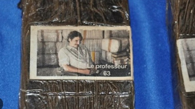 P'aquete de droga con la imagen de Pablo Escobar, decomisado en Lugo.