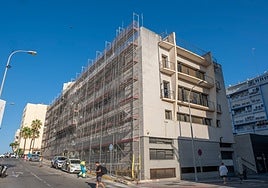 Renuevan la climatización y rehabilitan la fachada de la Jefatura de Policía Local de Cádiz