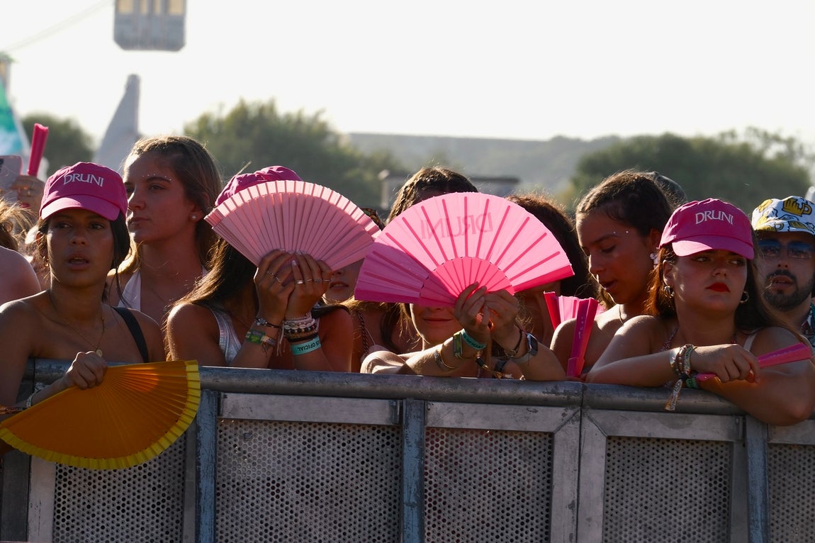 Fotos: Gran ambiente en la primera jornada del Puro Latino 2025