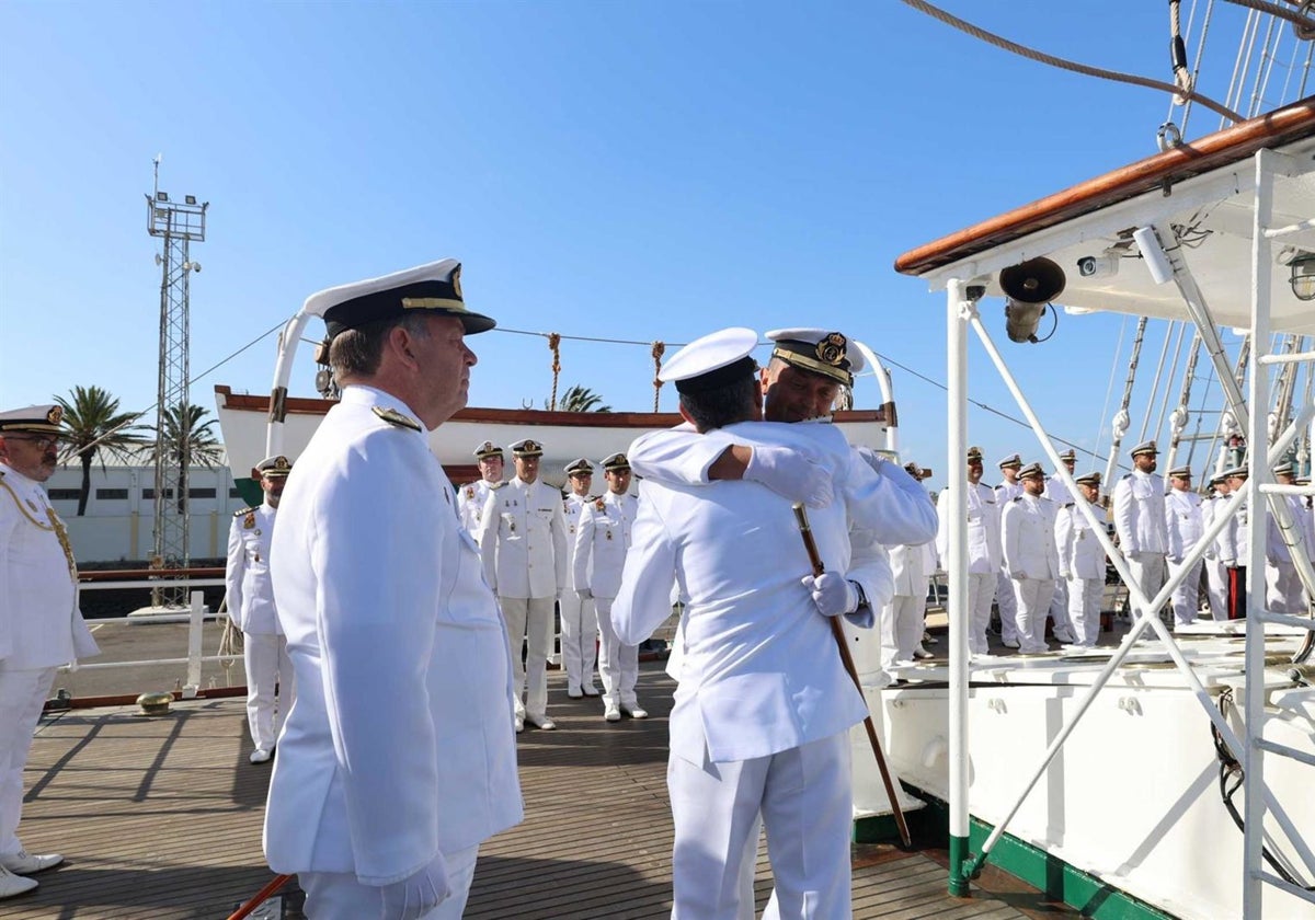 Relevo del Mando del buque-escuela Juan Sebastián Elcano.