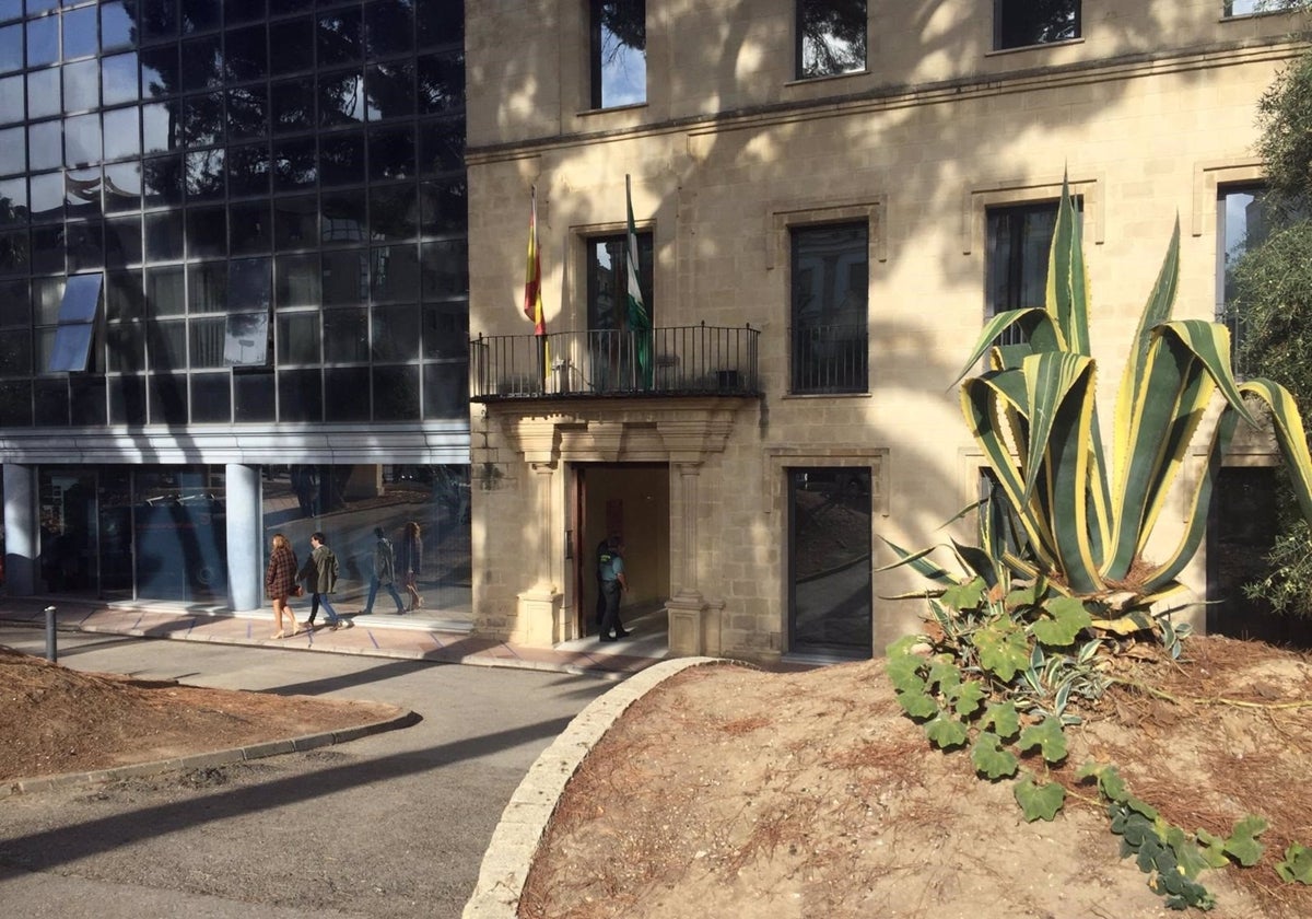 Diez años y medio de cárcel para un hombre por agresión sexual a su sobrina en Jerez
