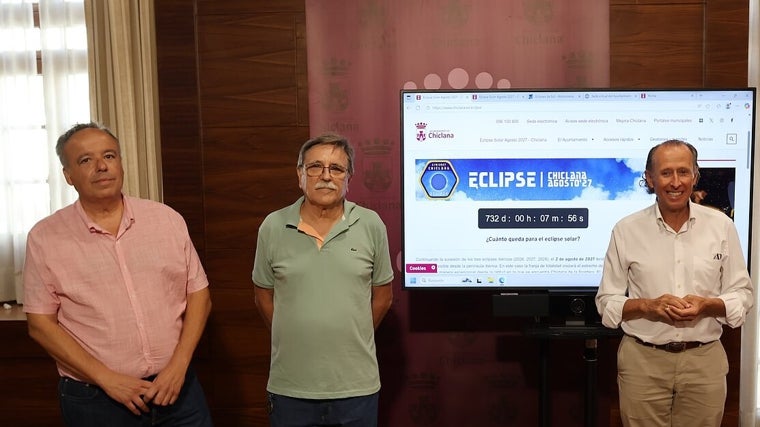 Chiclana pone el foco en un eclipse de sol que será histórico: no se veía desde 1870 y no se repetirá hasta 2053