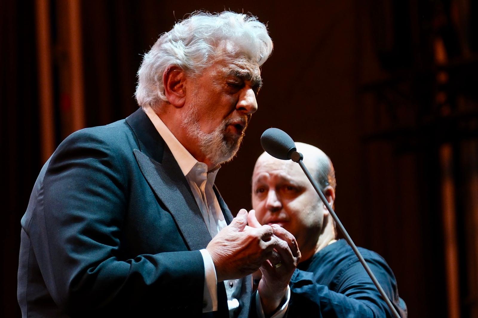 La voz de Plácido Domingo retumba en Chiclana