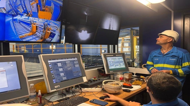 Navantia comienza la producción de paneles planos en el primero de sus nuevos talleres en San Fernando