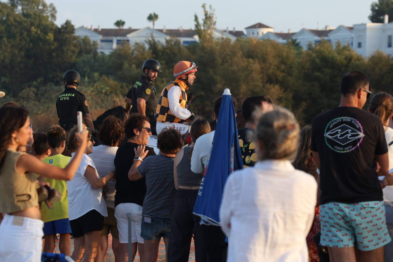 Fotos: Así ha sido el primer ciclo de la Carreras de Caballos de Sanlúcar 2025