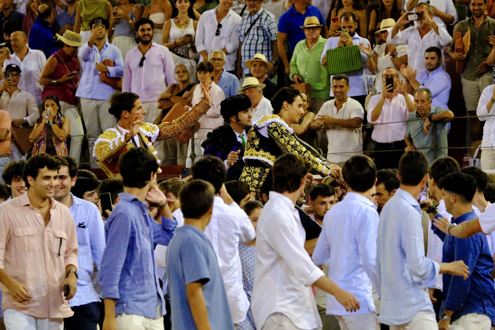Toros en El Puerto: Morante, Roca Rey y Daniel Crespo