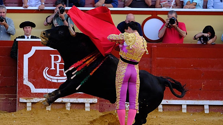 Juan Ortega y Pablo Aguado saldan en tablas su mano a mano