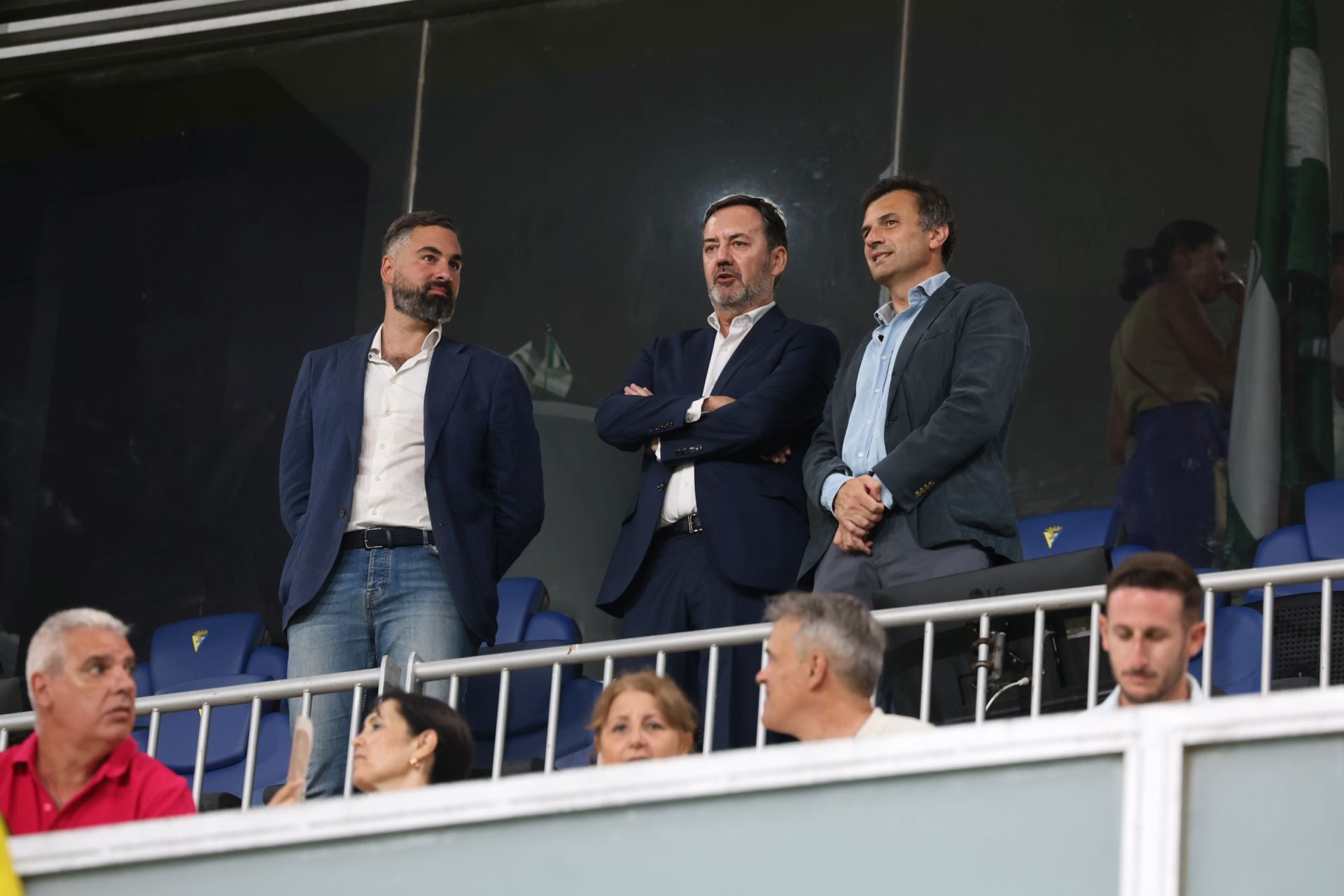 Fotos: El Cádiz transforma las penas máximas en alegría para llevarse el Trofeo Carranza